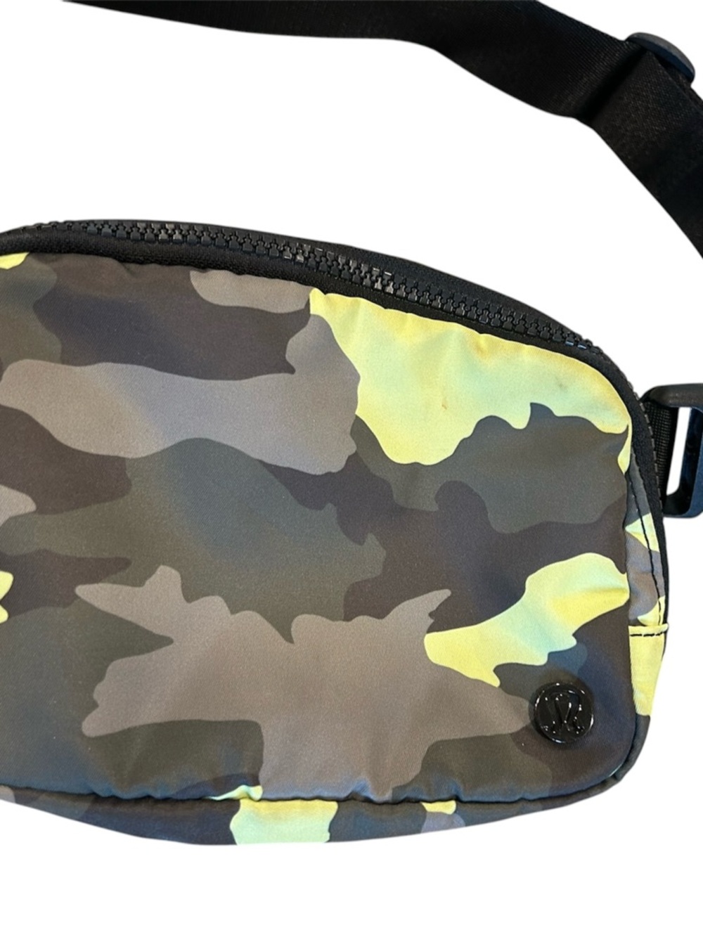 lululemon athletica everywhere belt bag- camo - Picture 2 of 6